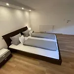 Chalet Villa Alpen Lodge Zugspitze Semesterbostad