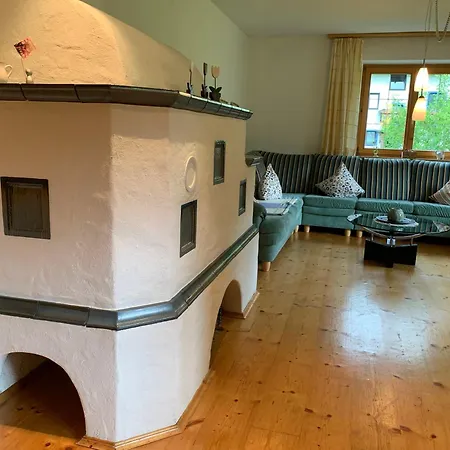 Semesterbostad Chalet Villa Alpen Lodge Zugspitze Bichlbach