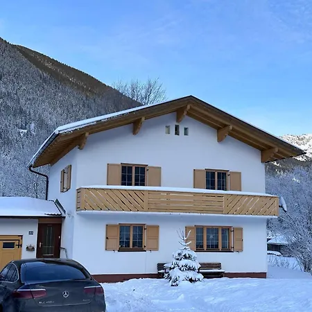 Chalet Villa Alpen Lodge Zugspitze * Bichlbach